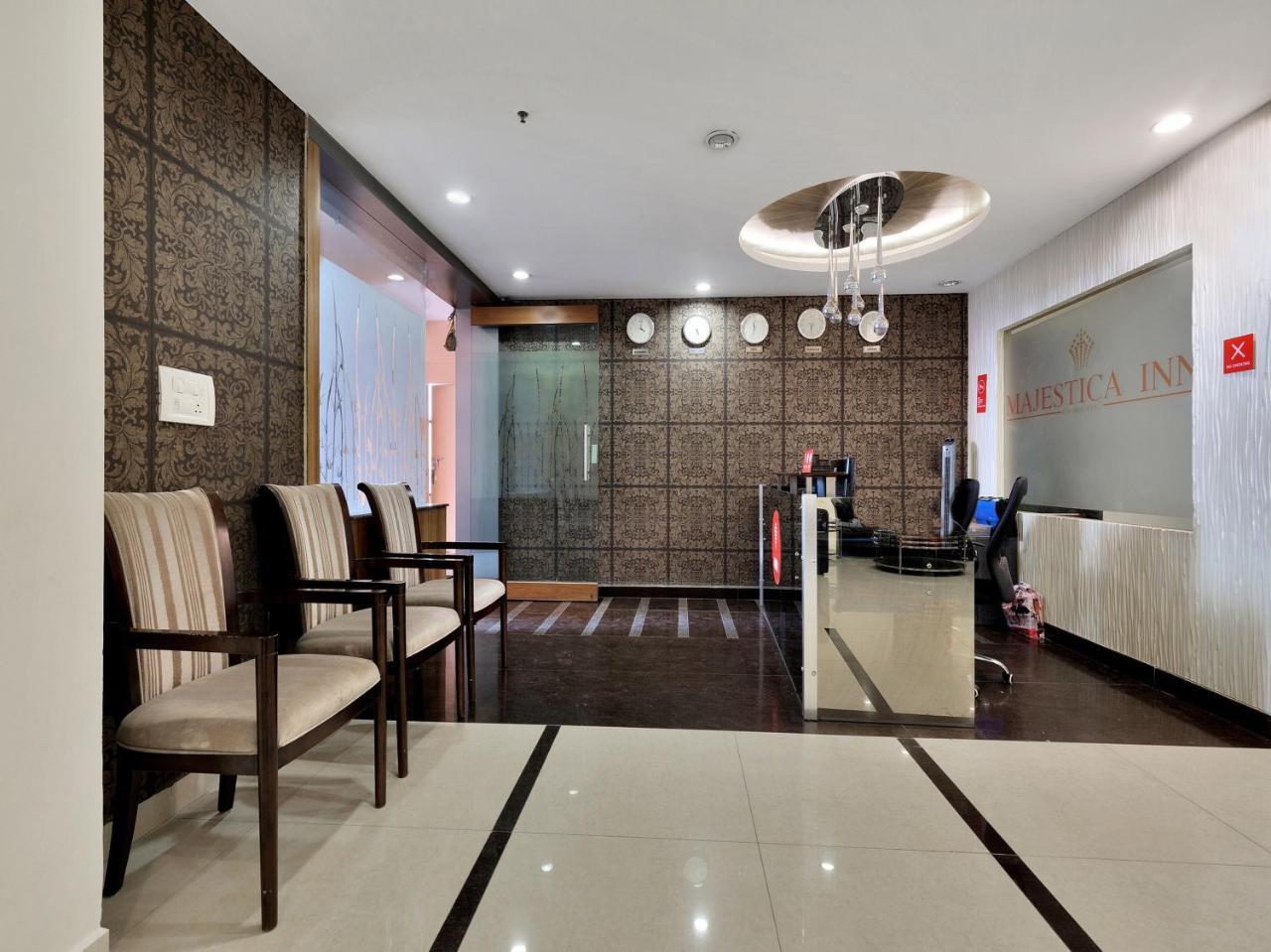 Oyo 12384 Hotel Serene Majestic Hajdarabad Zewnętrze zdjęcie